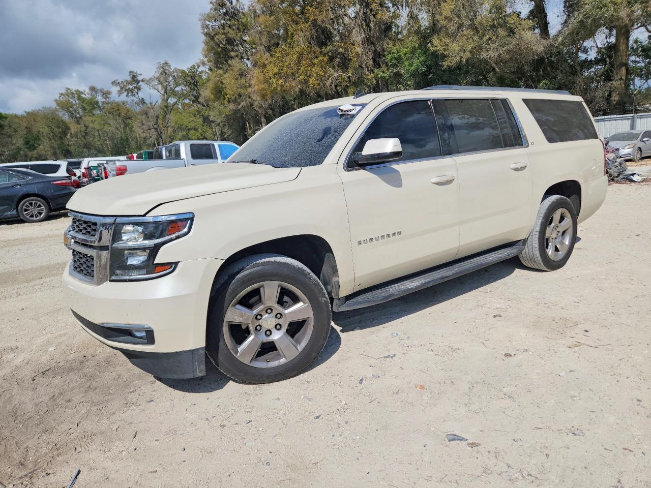 2015 CHEVROLET Suburban