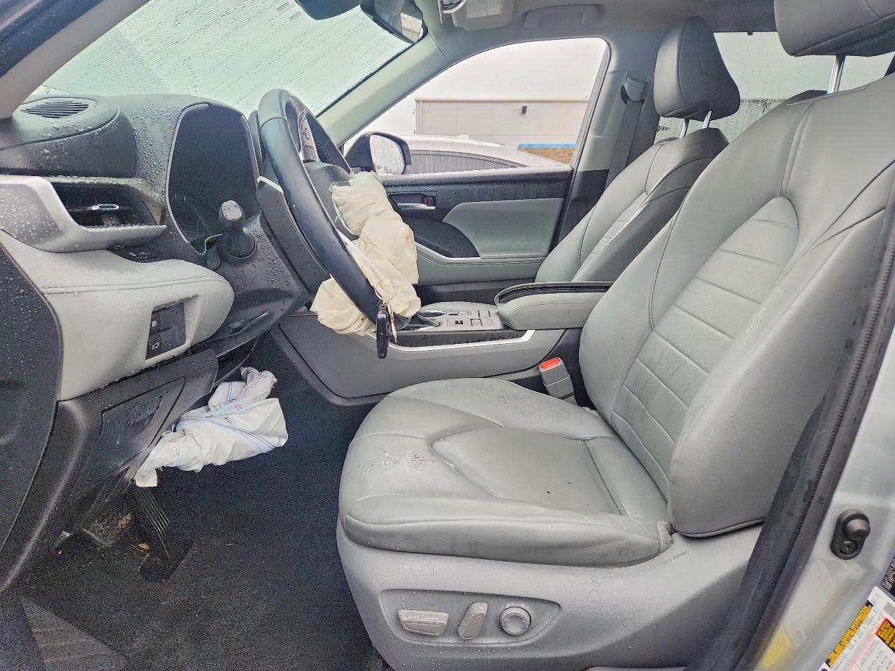 2020 TOYOTA HIGHLANDER