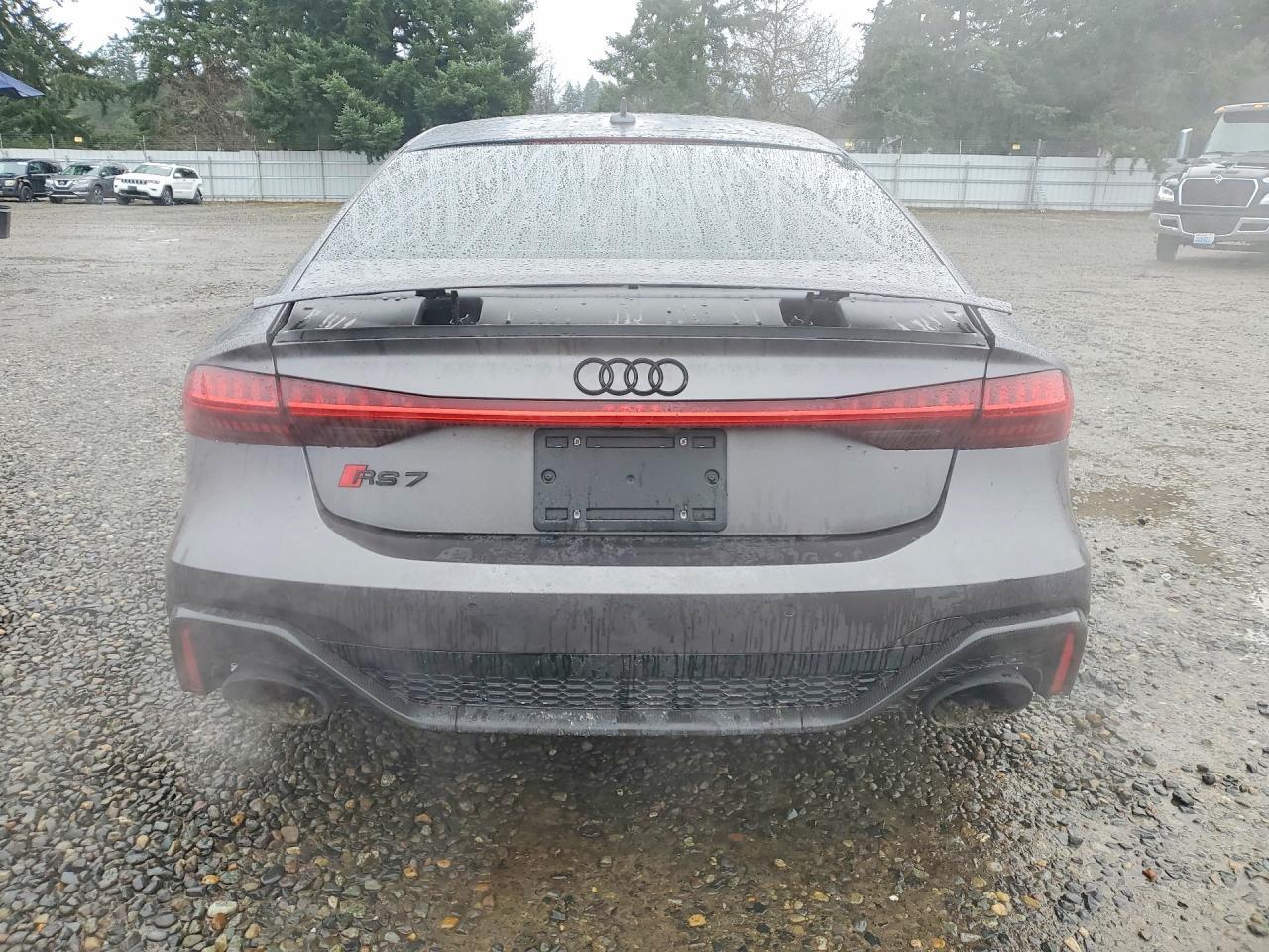2021 AUDI RS7