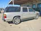 2004 CHEVROLET Suburban