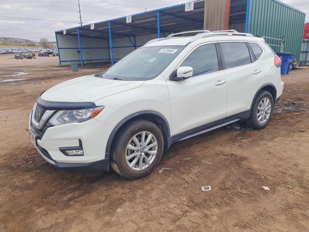 2017 NISSAN ROGUE