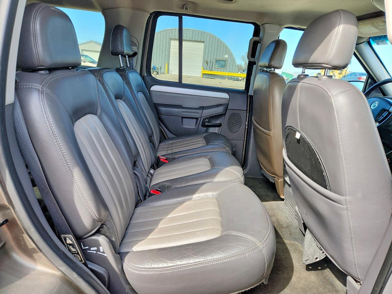 2002 MERCURY 90