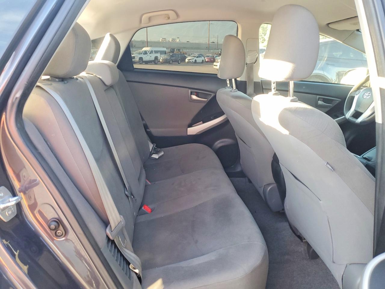 2013 TOYOTA PRIUS