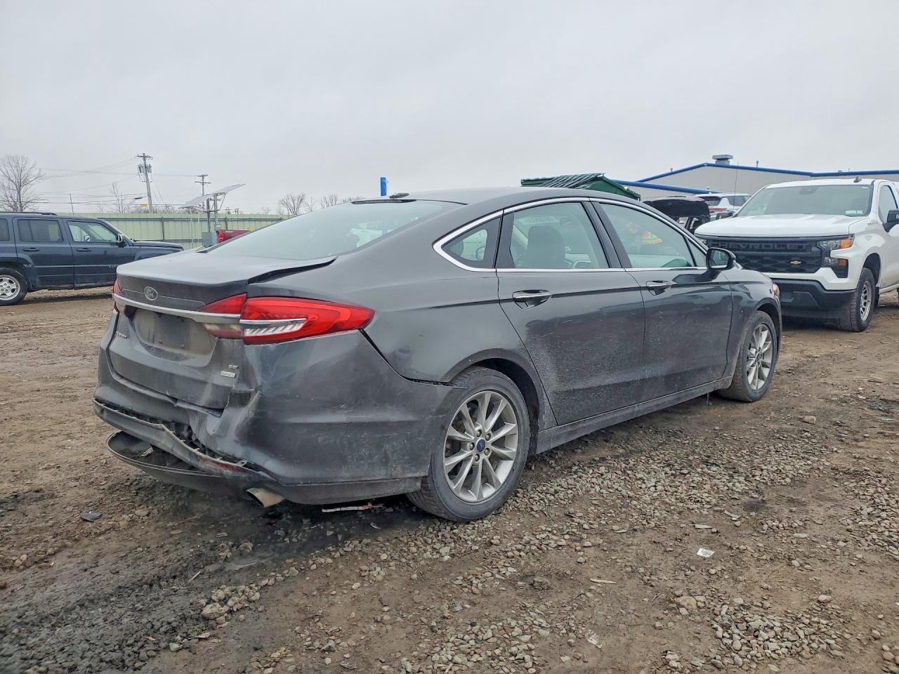 2017 FORD FUSION