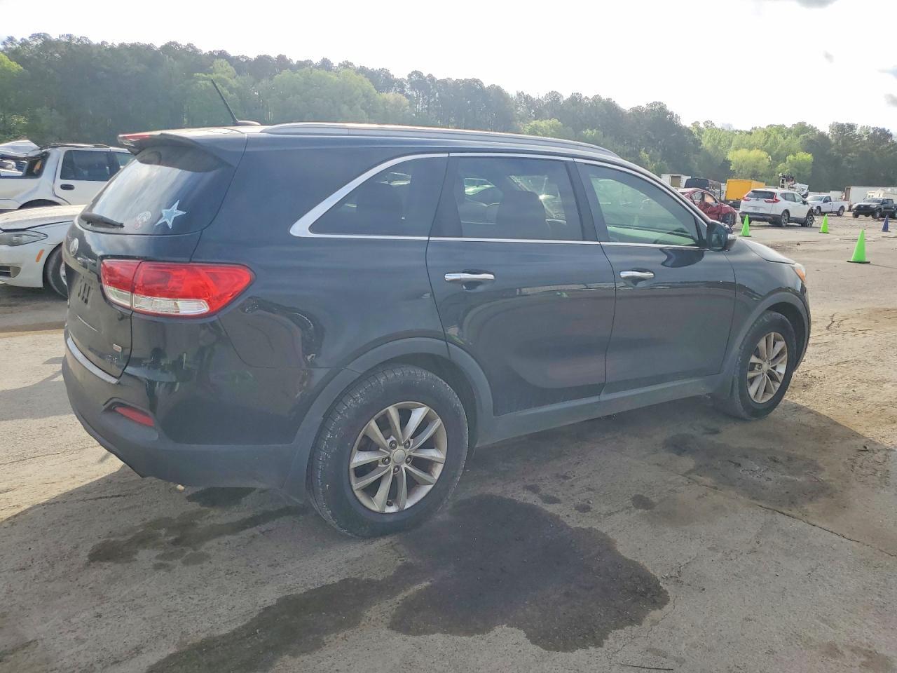 2016 KIA SORENTO