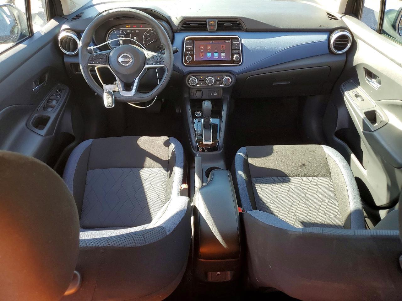 2025 NISSAN VERSA