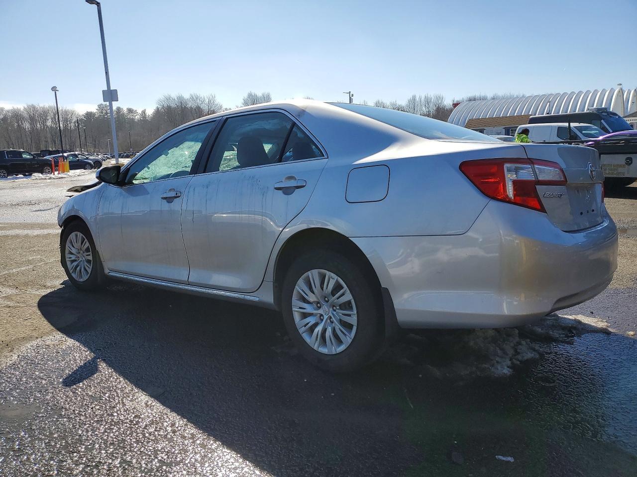 2013 TOYOTA CAMRY