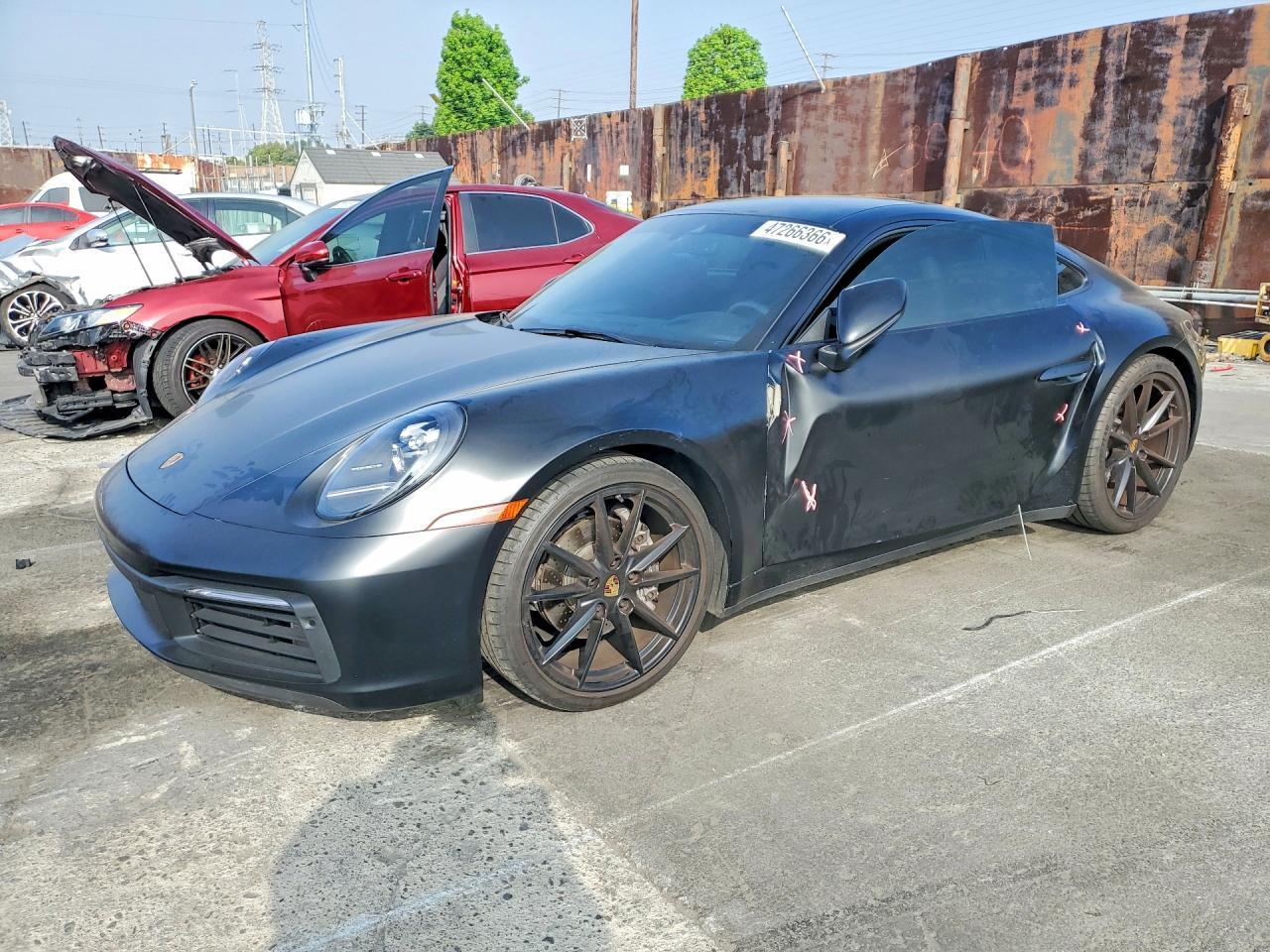 2024 PORSCHE 911