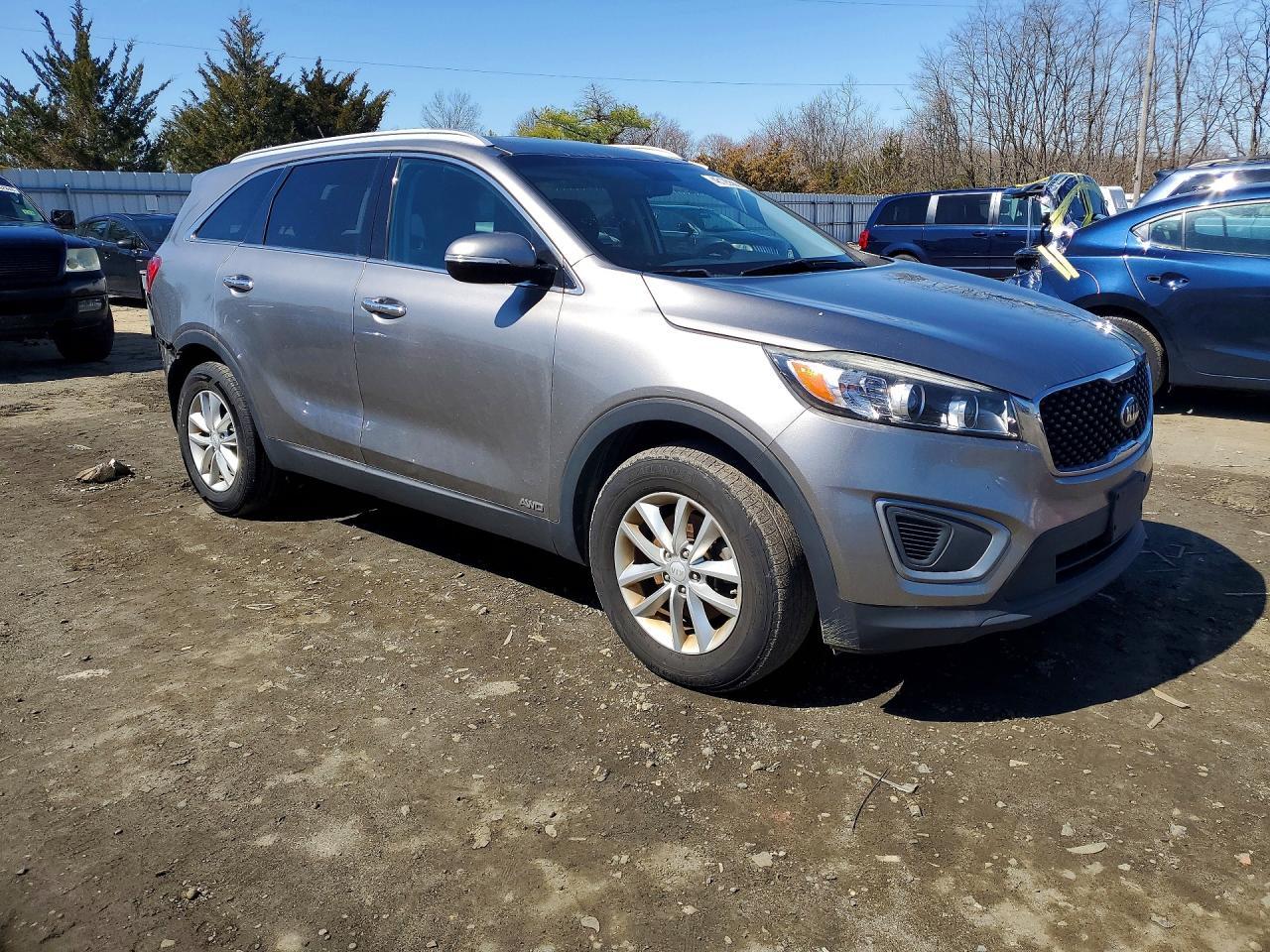 2017 KIA SORENTO