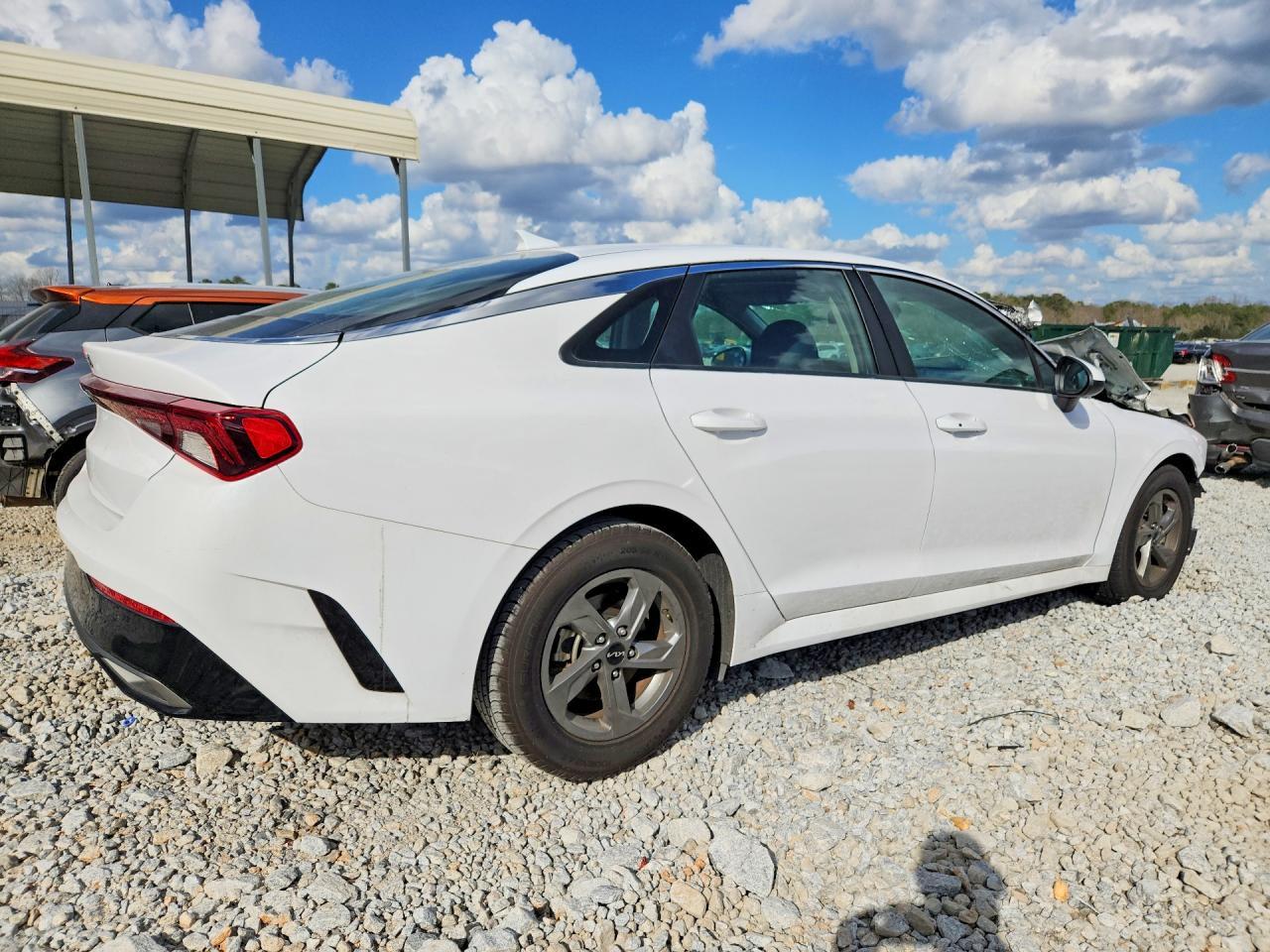 2023 KIA K5