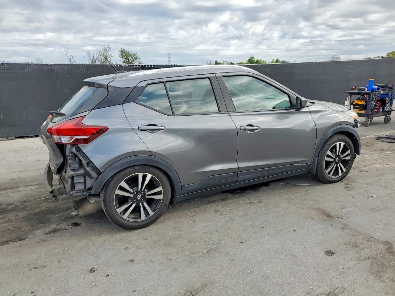 2018 NISSAN KICKS