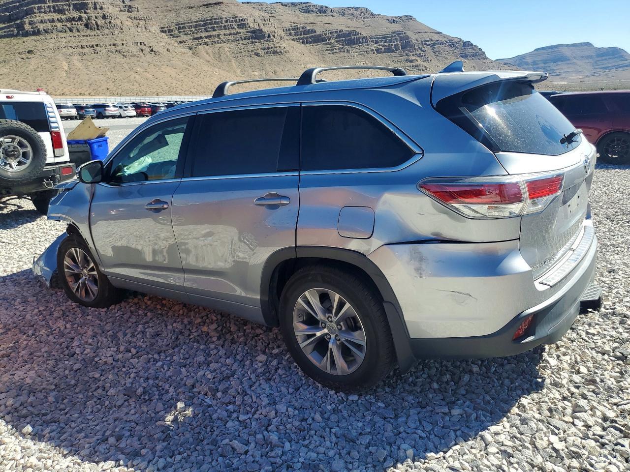 2015 TOYOTA HIGHLANDER