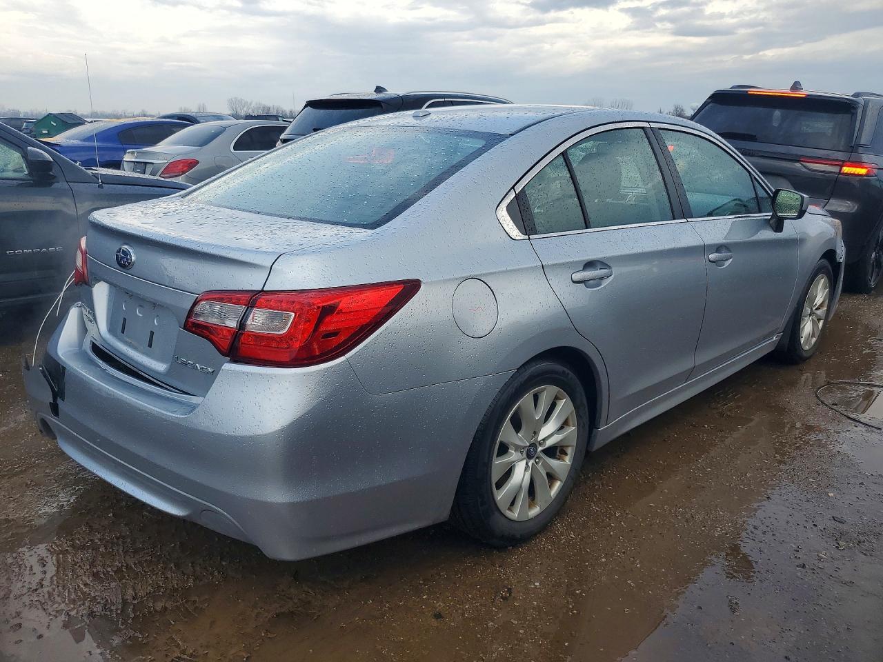 2015 SUBARU Legacy