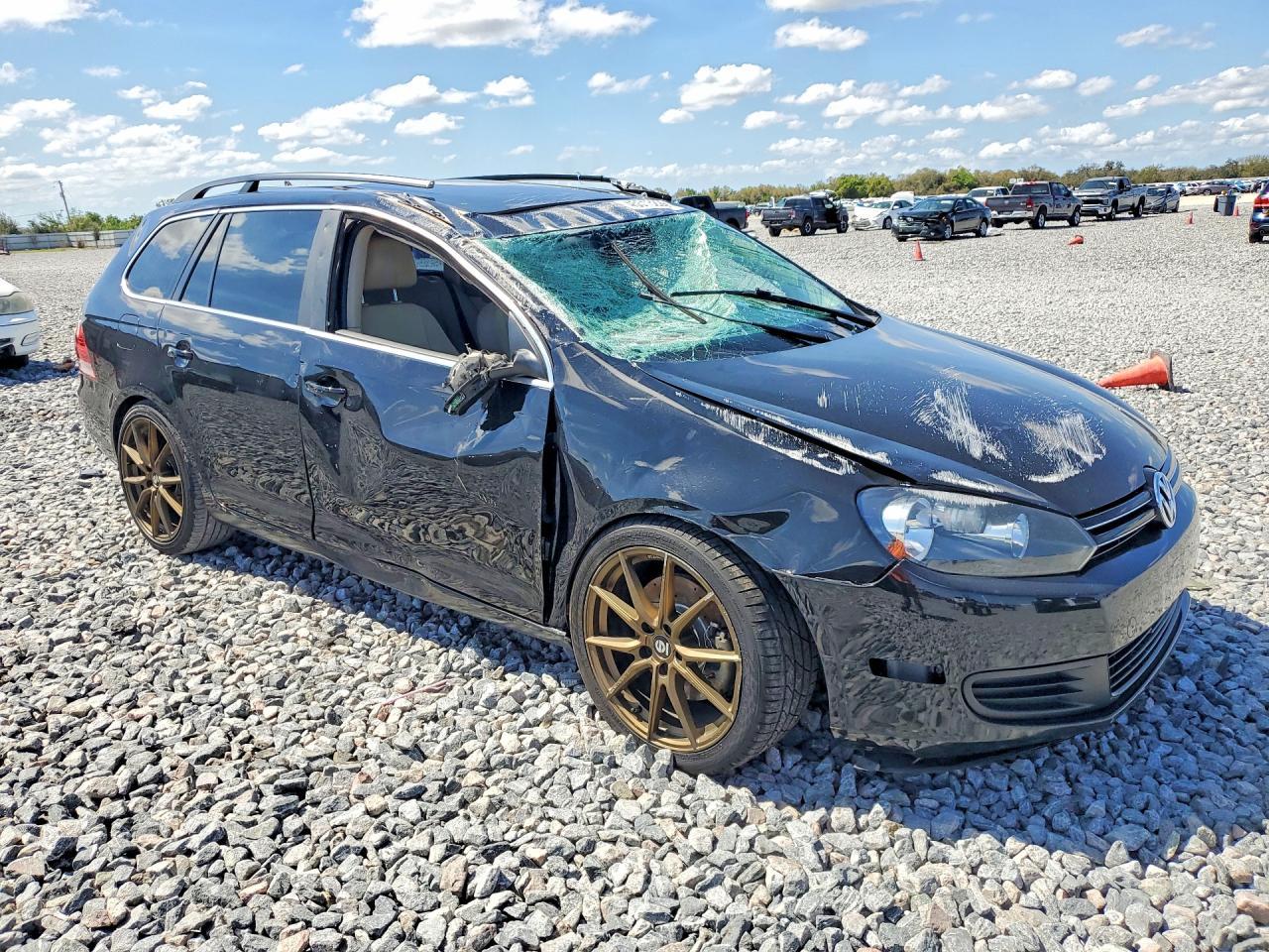 2014 VOLKSWAGEN JETTA