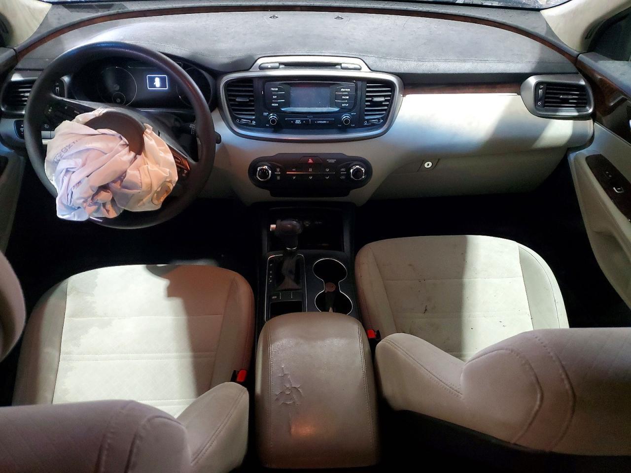 2016 KIA SORENTO