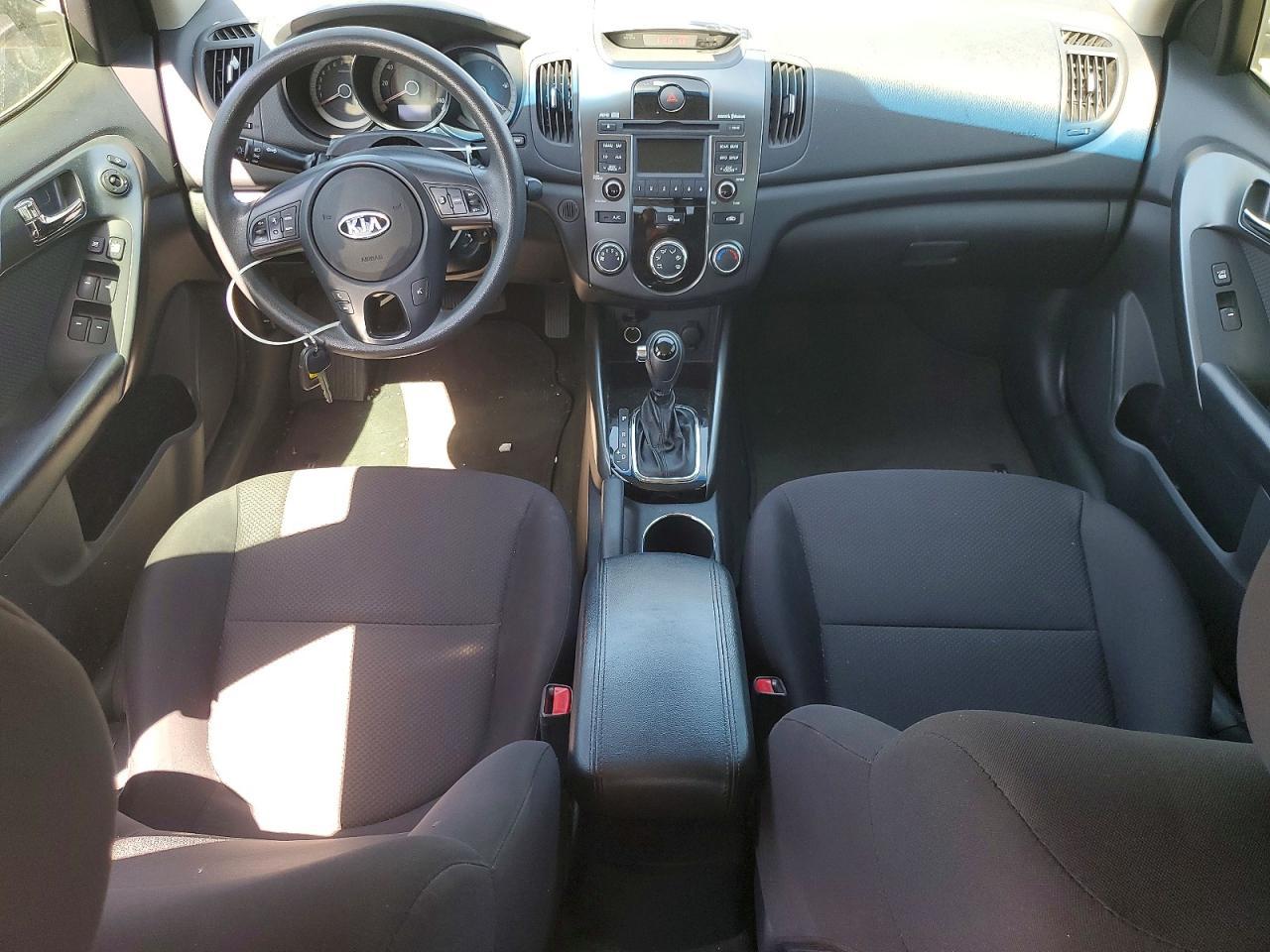 2013 KIA FORTE