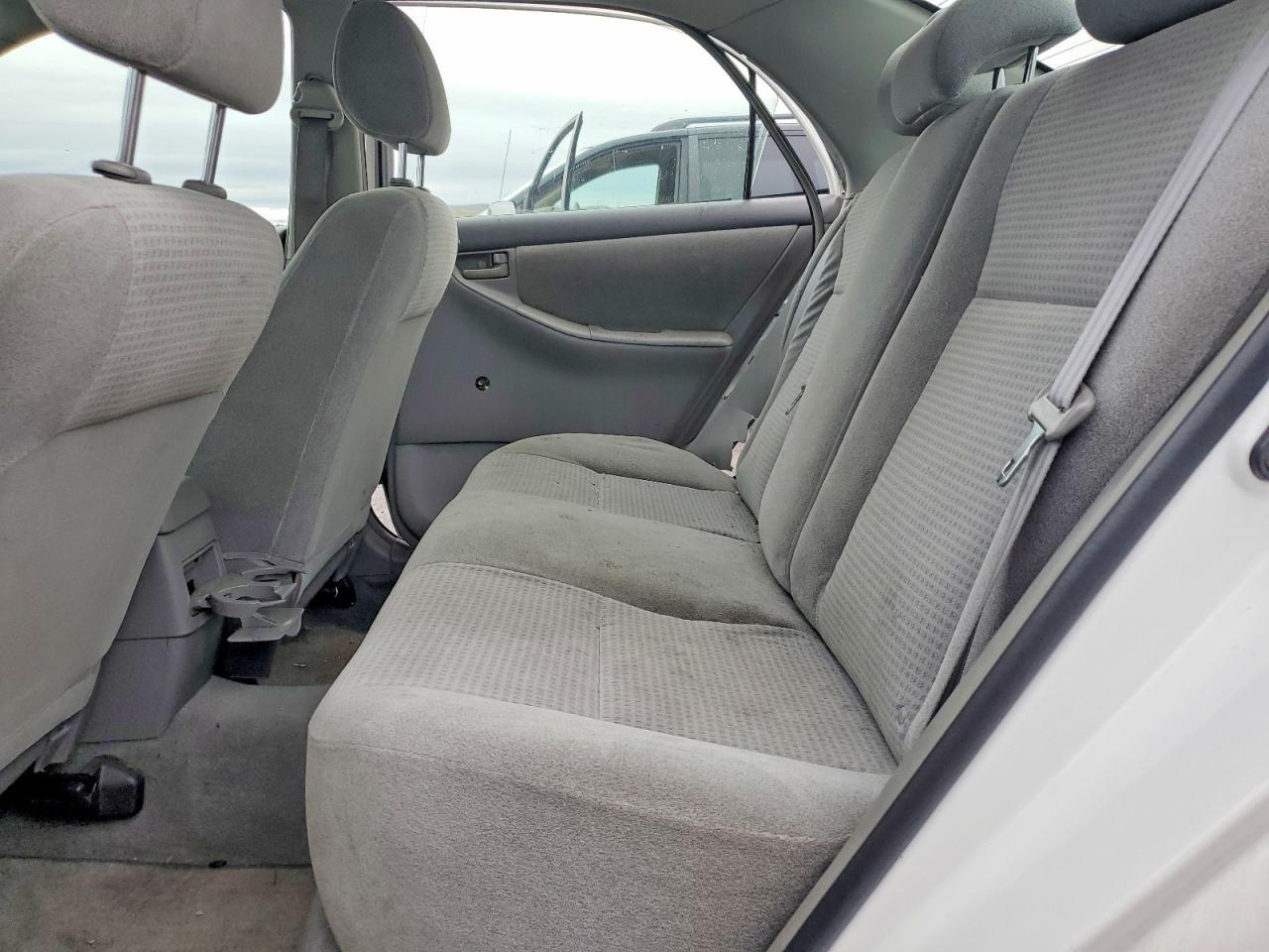 2005 TOYOTA COROLLA