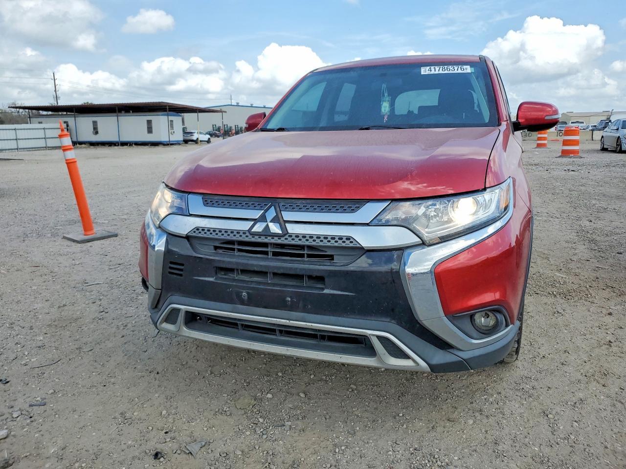 2019 MITSUBISHI outlander