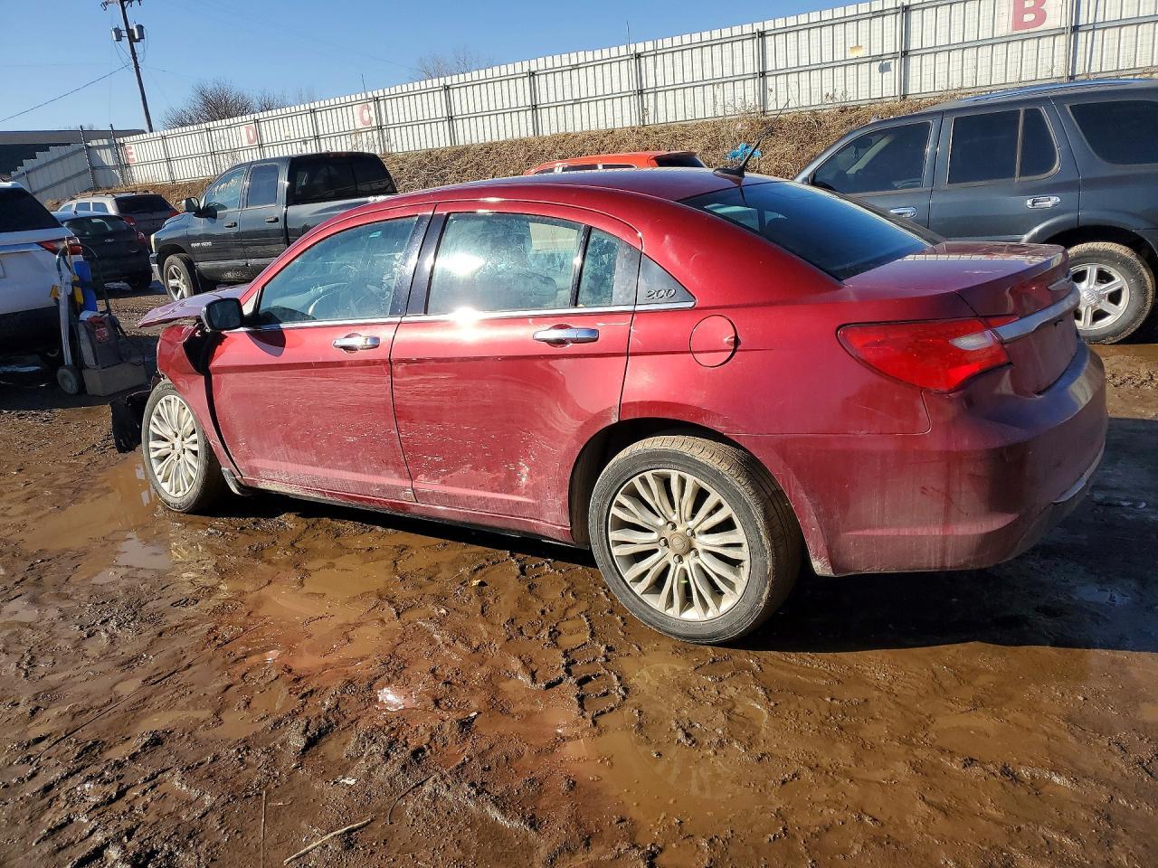 2011 CHRYSLER 200