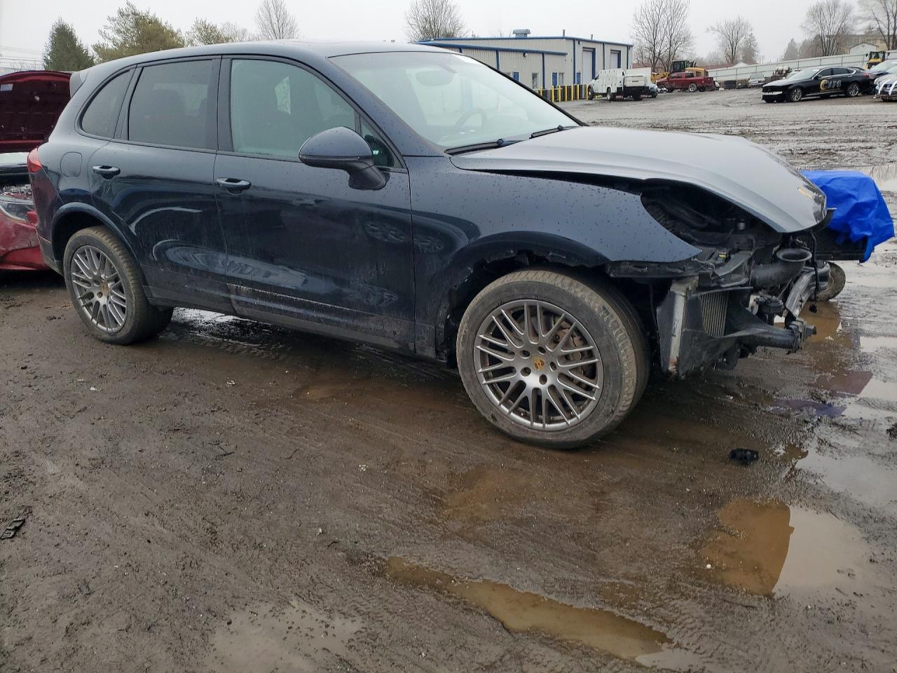 2016 PORSCHE CAYENNE