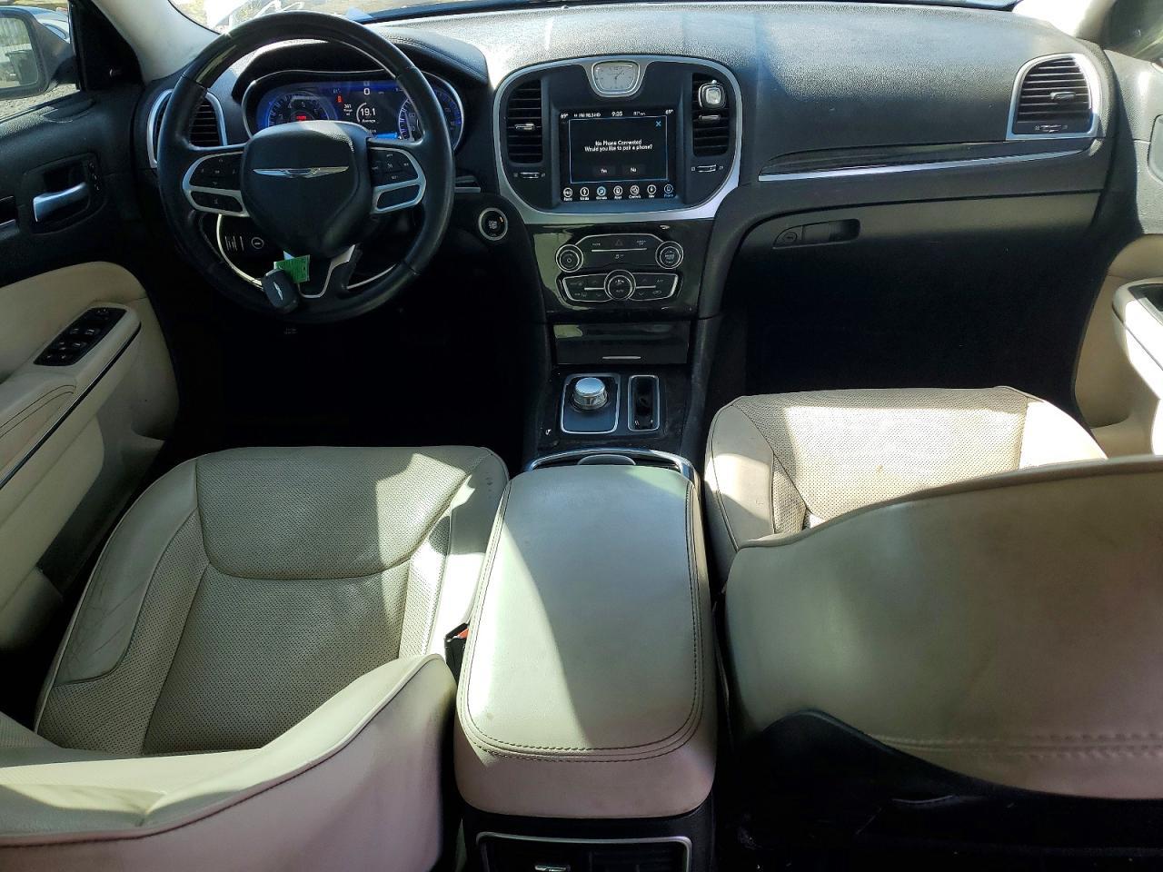 2018 CHRYSLER 300