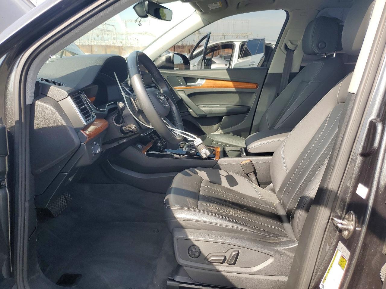 2021 AUDI Q5