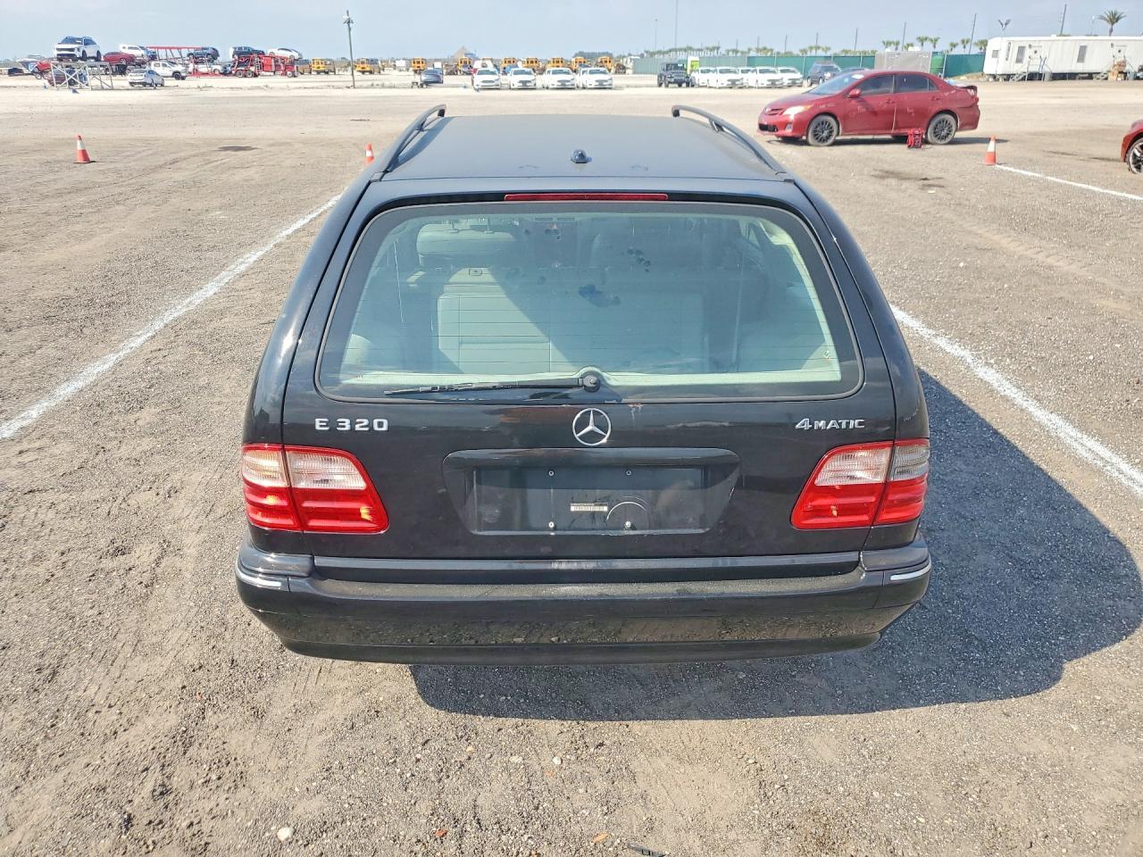 2003 MERCEDES-BENZ E-Class