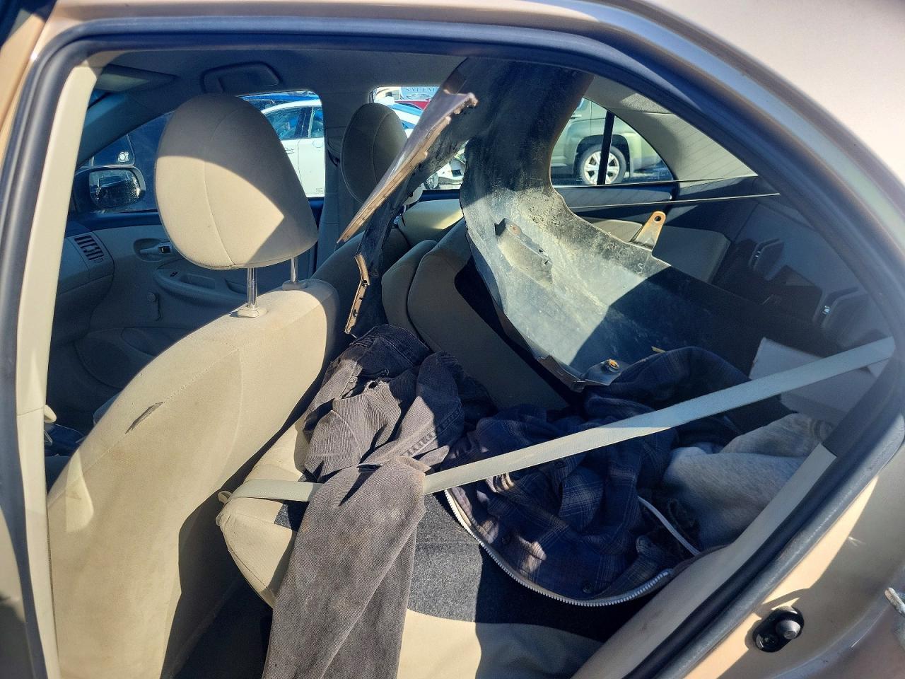 2011 TOYOTA COROLLA