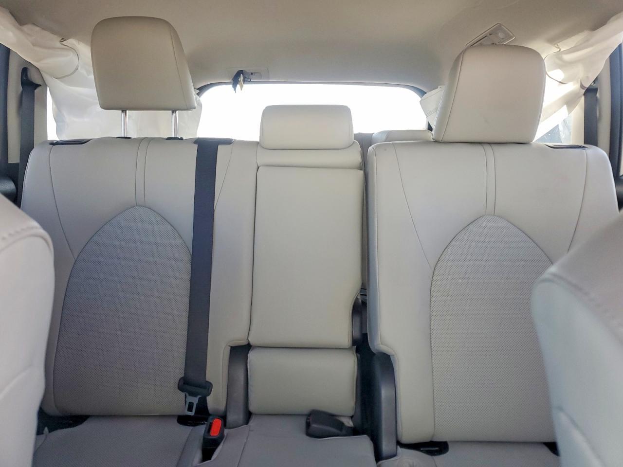 2024 TOYOTA HIGHLANDER