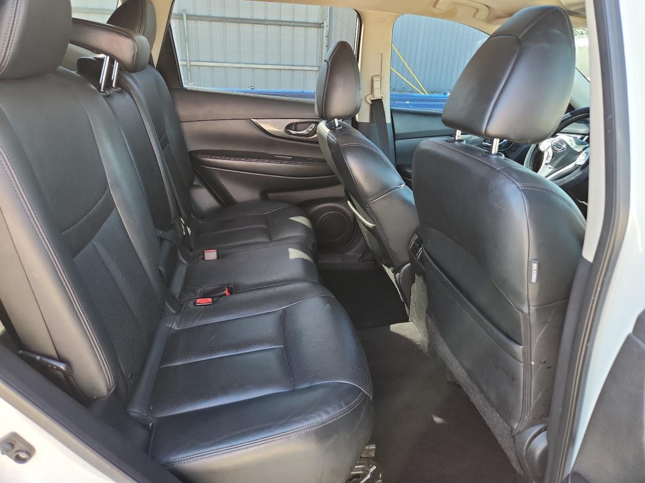 2014 NISSAN ROGUE
