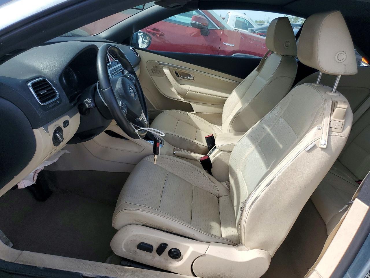 2013 VOLKSWAGEN EOS