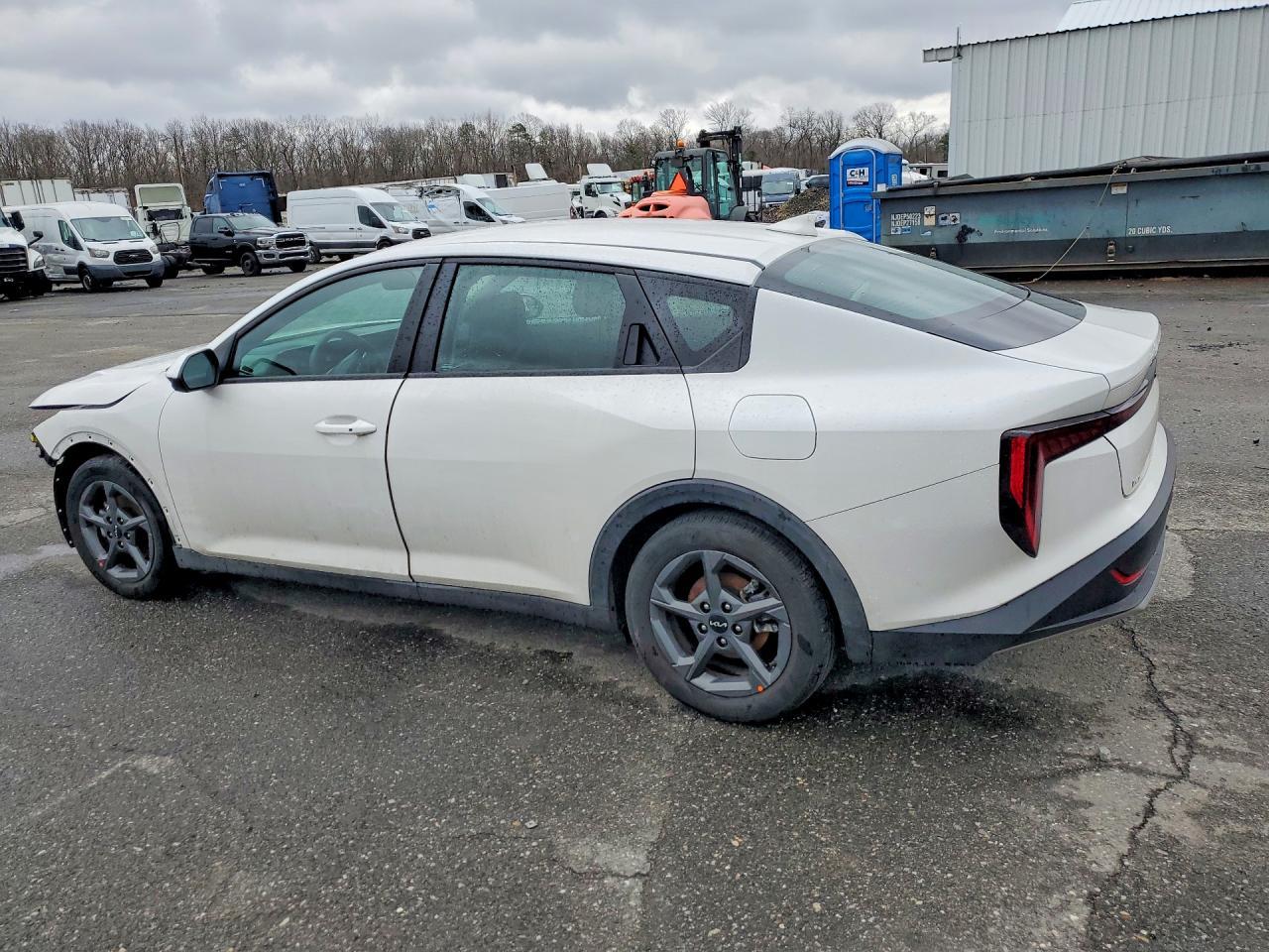 2025 KIA K4