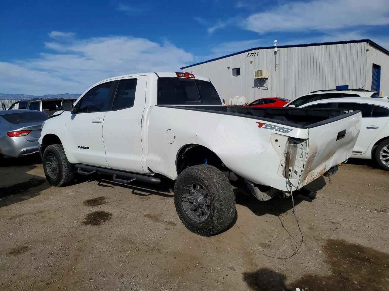 2012 TOYOTA TUNDRA
