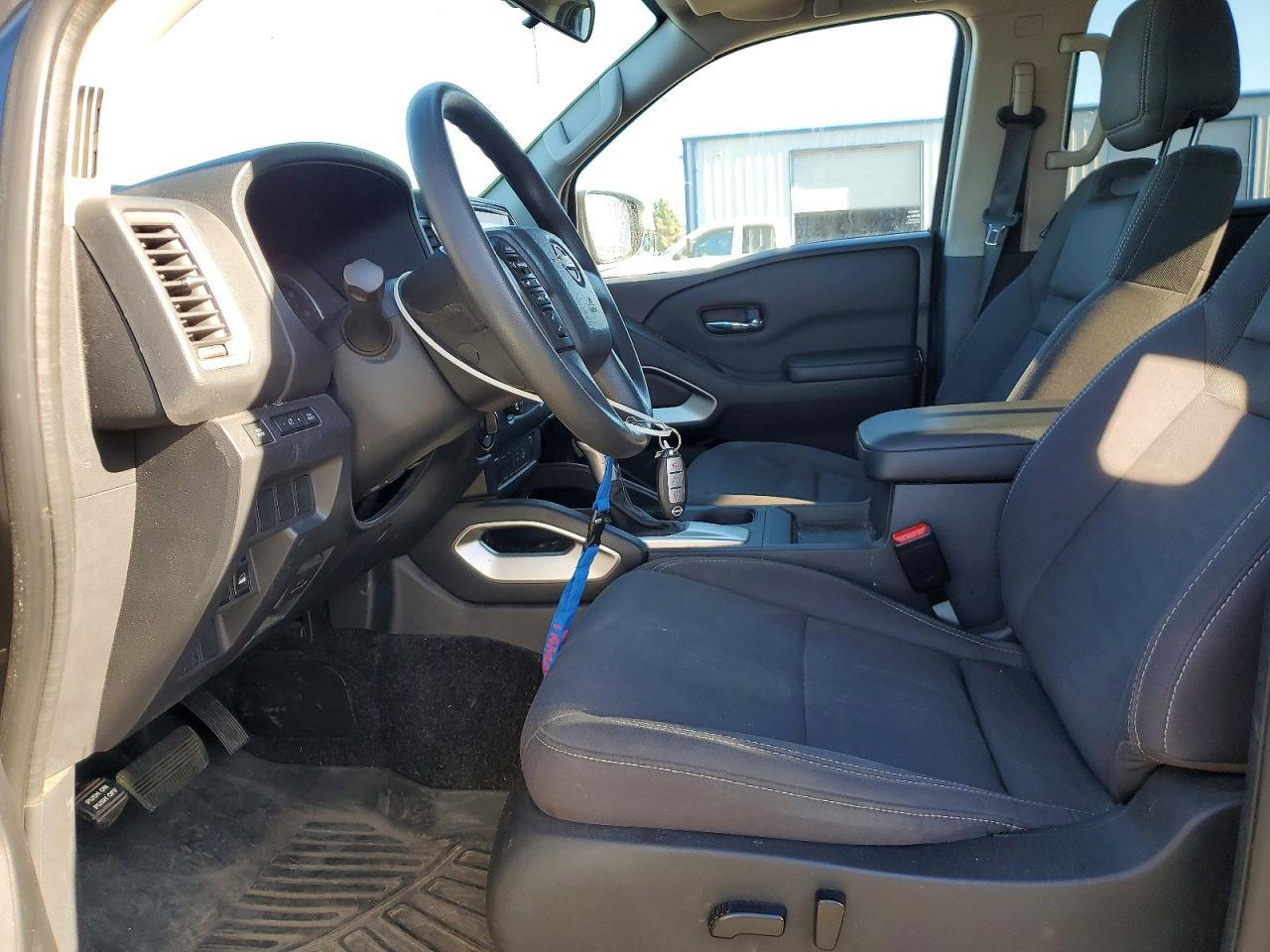 2022 NISSAN Frontier