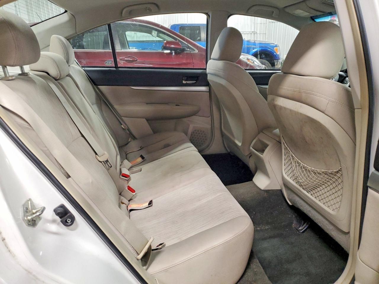 2014 SUBARU Legacy