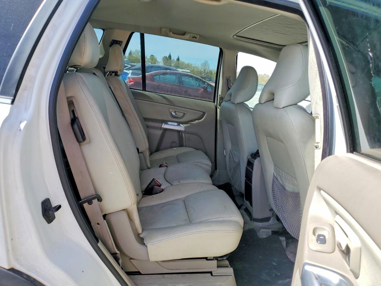 2005 VOLVO XC90