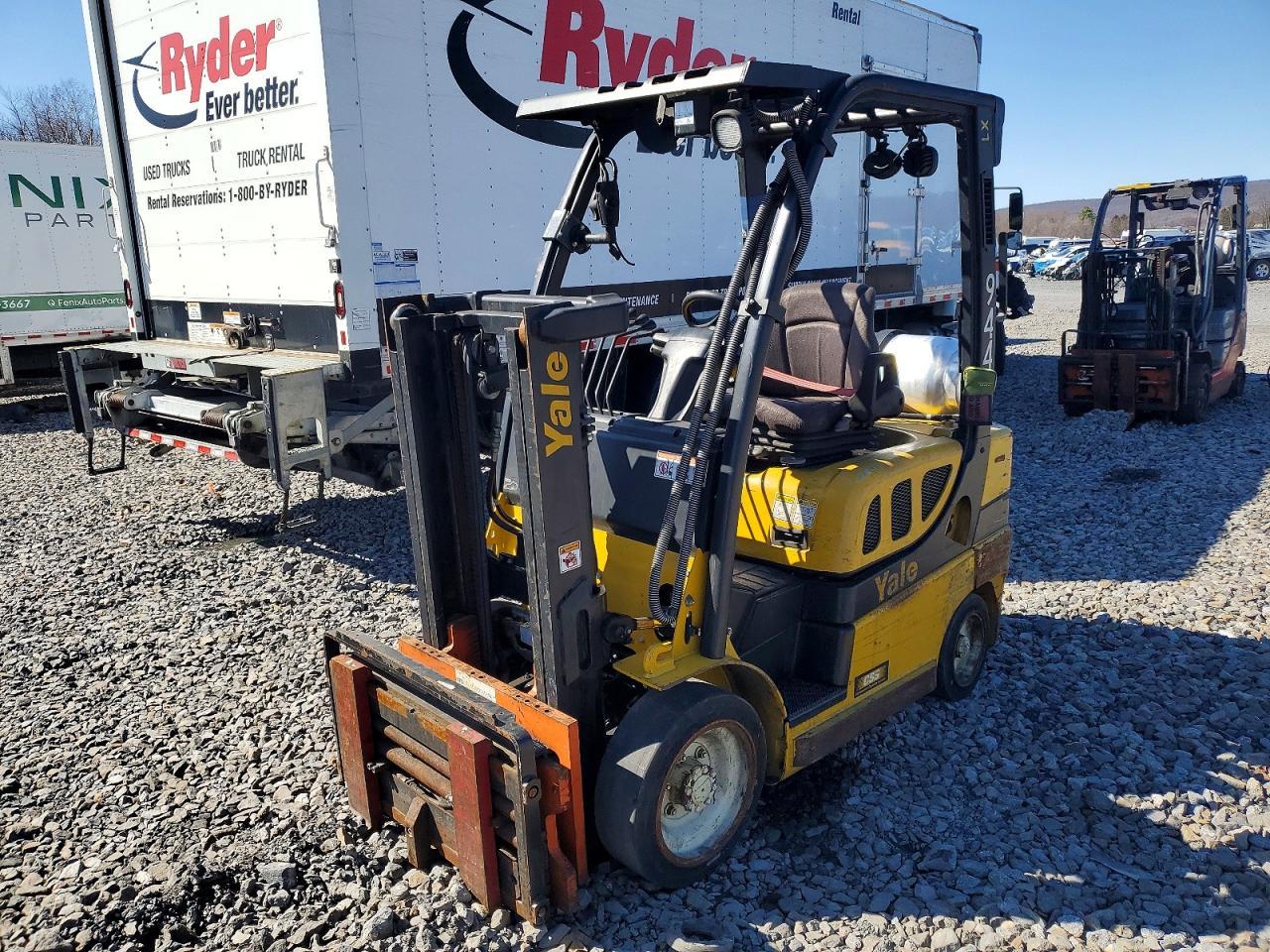 2015 YALE Forklift