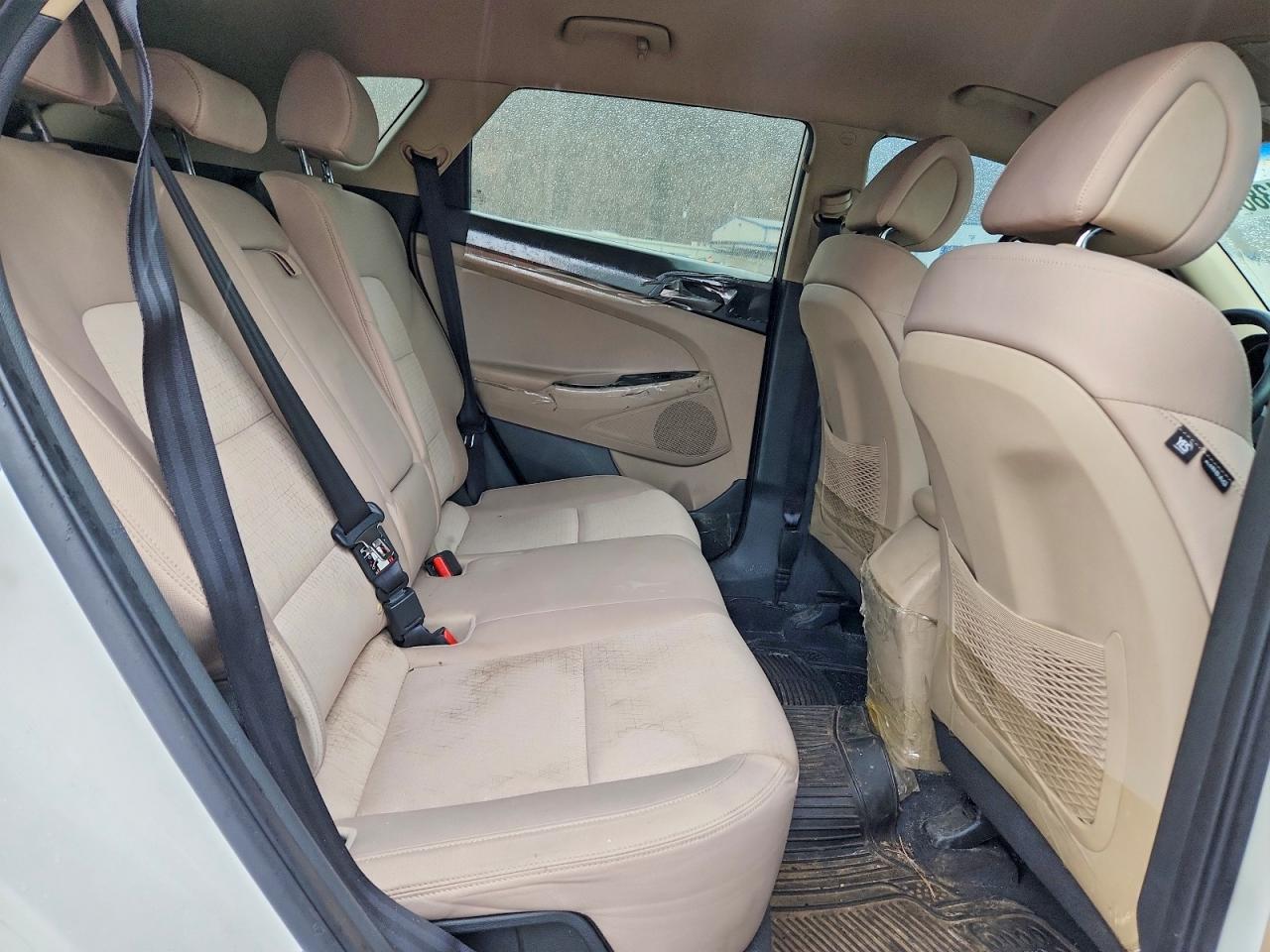 2016 HYUNDAI TUCSON