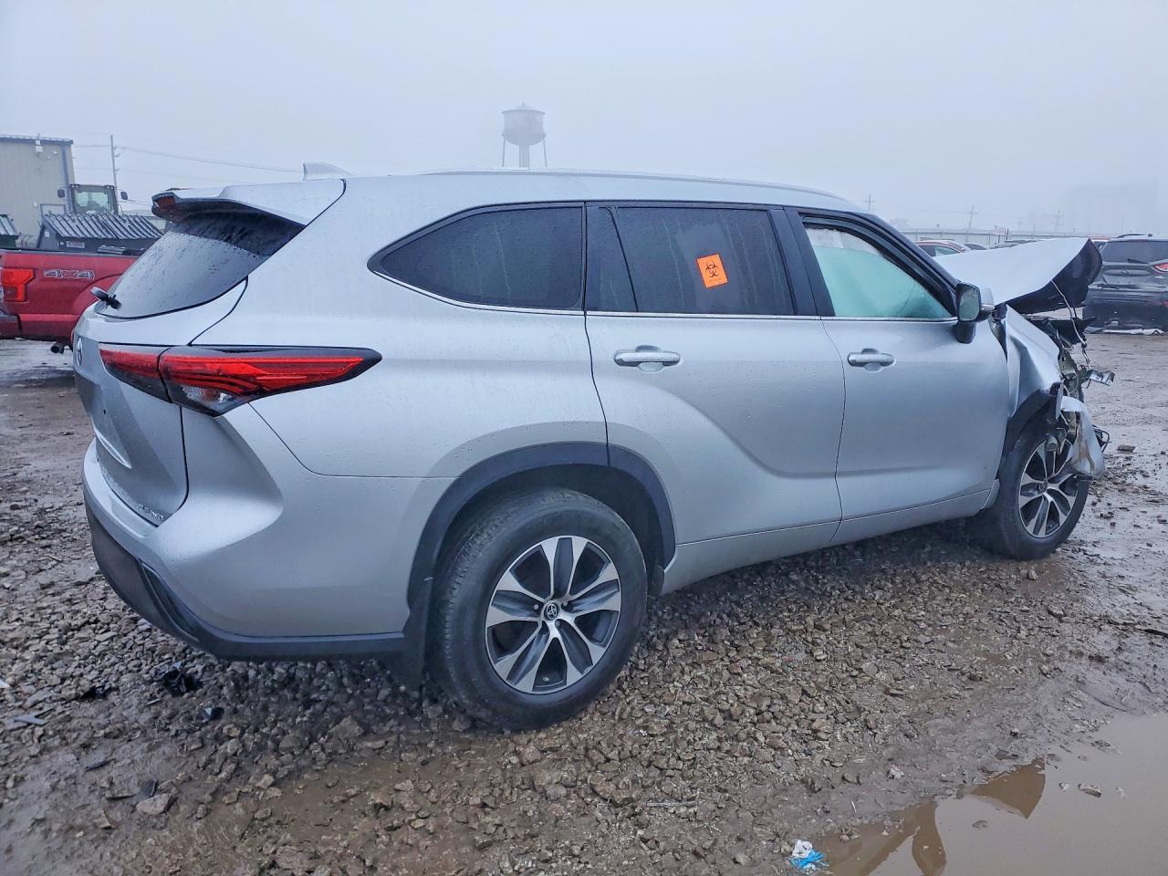 2023 TOYOTA HIGHLANDER