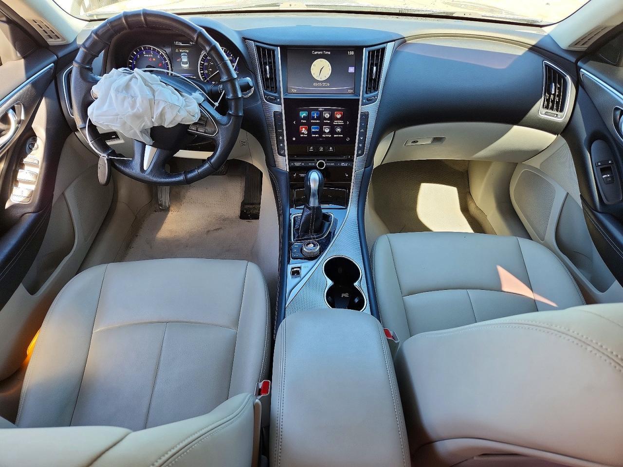 2015 INFINITI Q50
