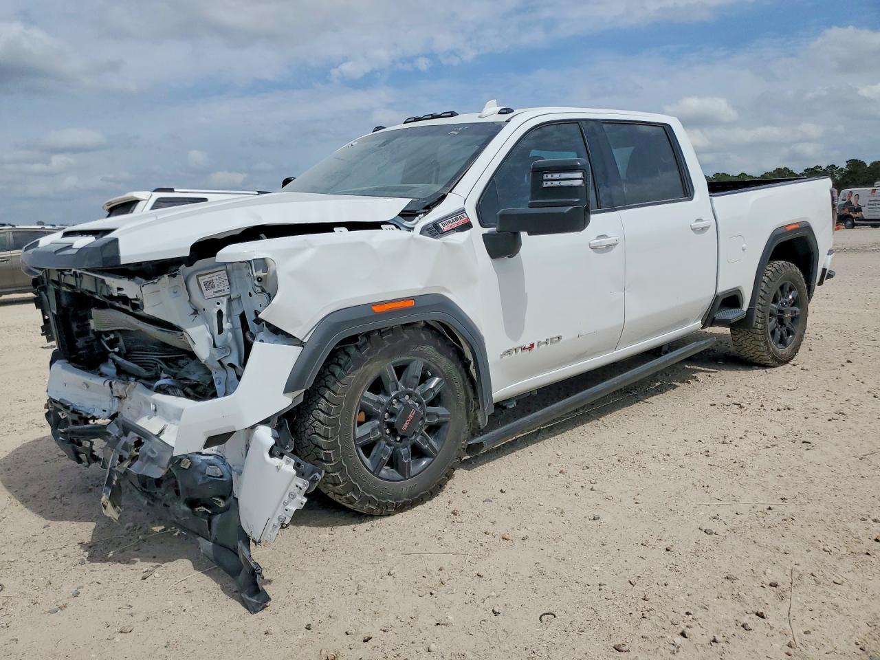 2024 GMC Sierra