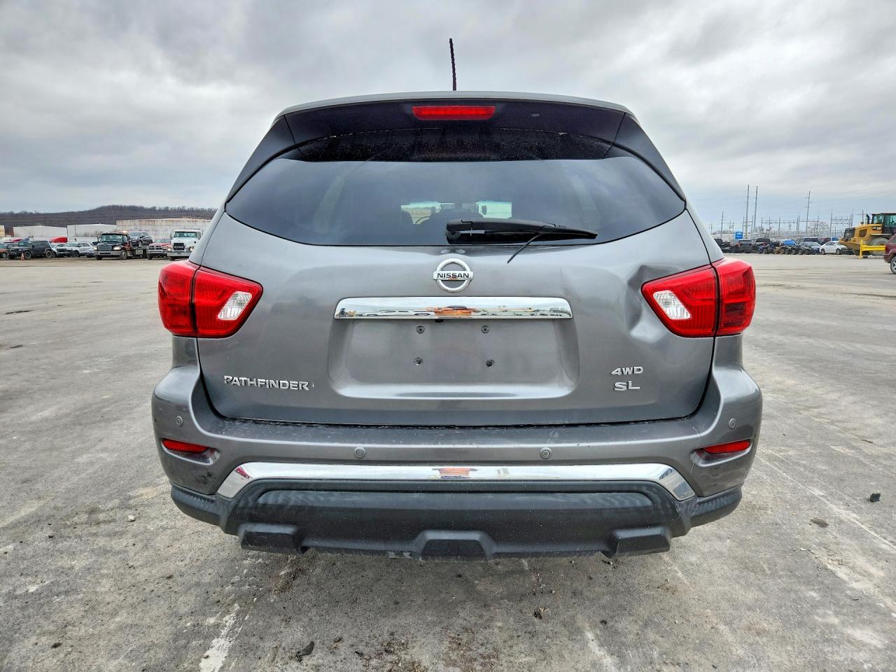 2018 NISSAN PATHFINDER