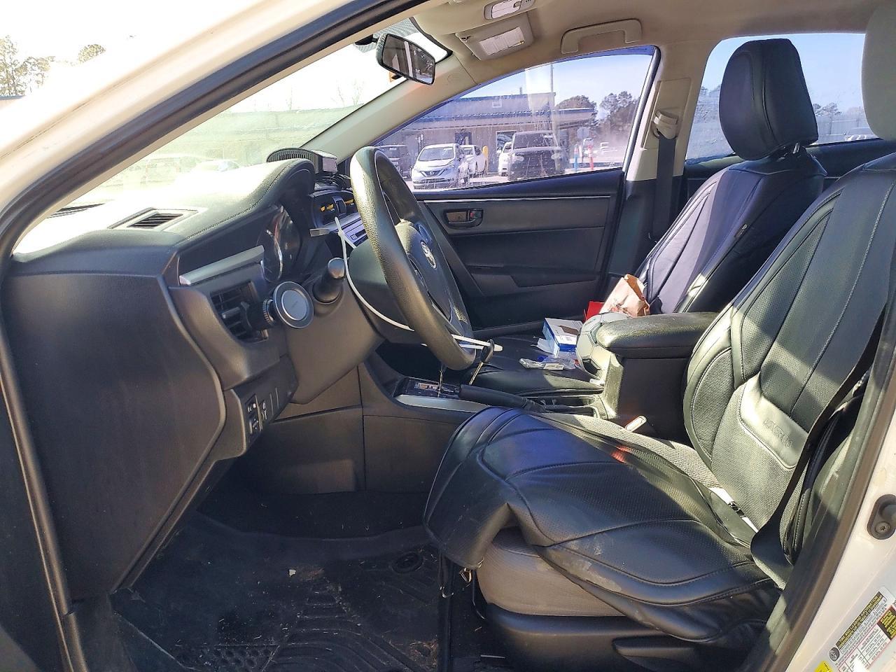 2015 TOYOTA COROLLA