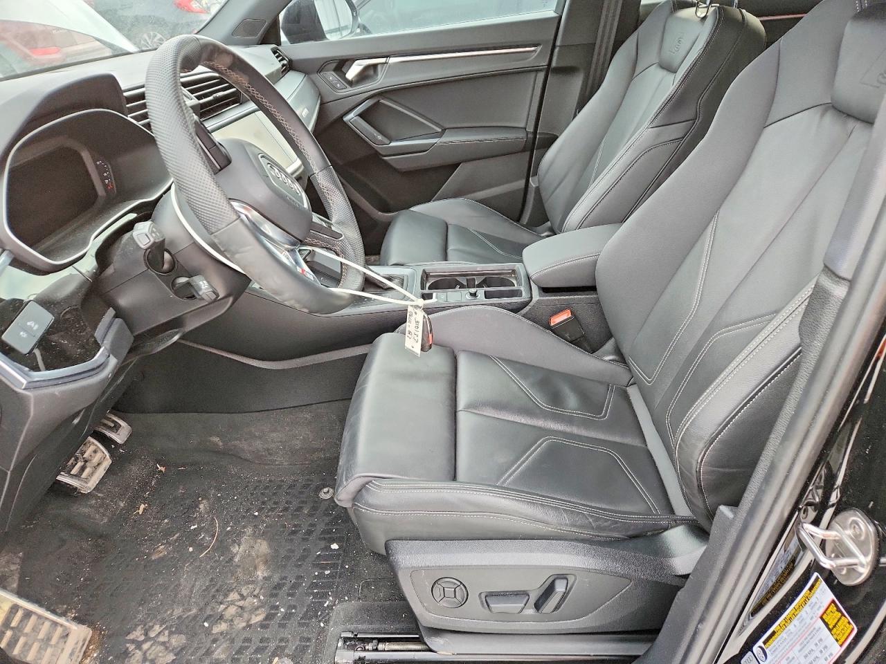 2024 AUDI Q3