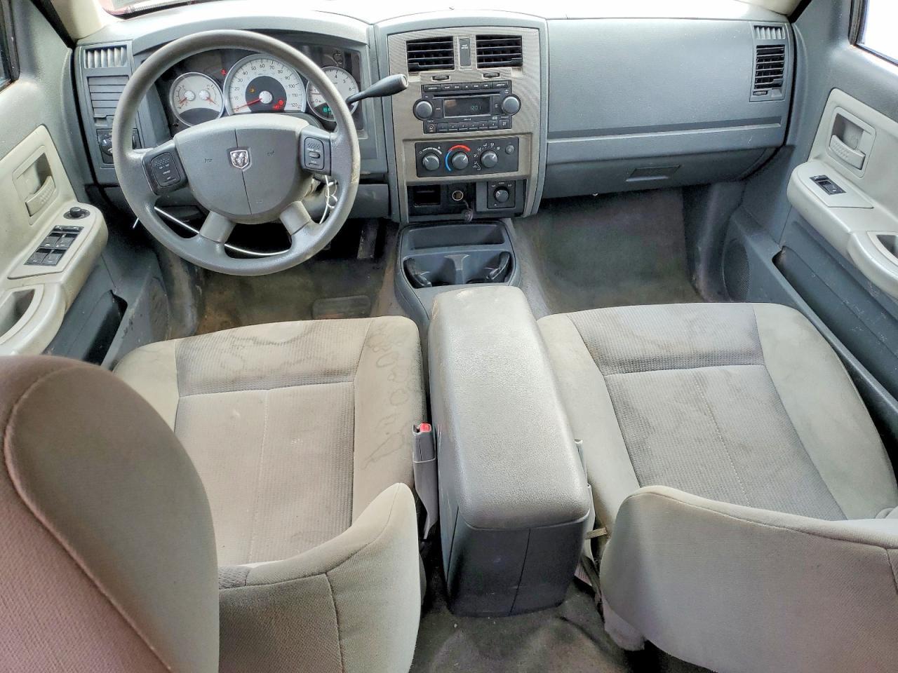 2006 DODGE Dakota