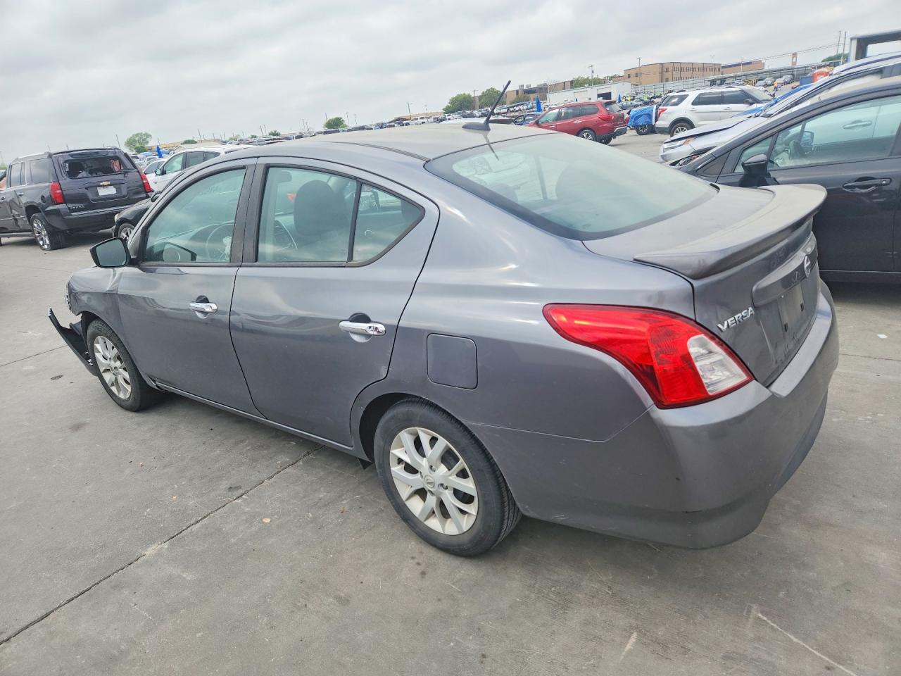 2018 NISSAN VERSA