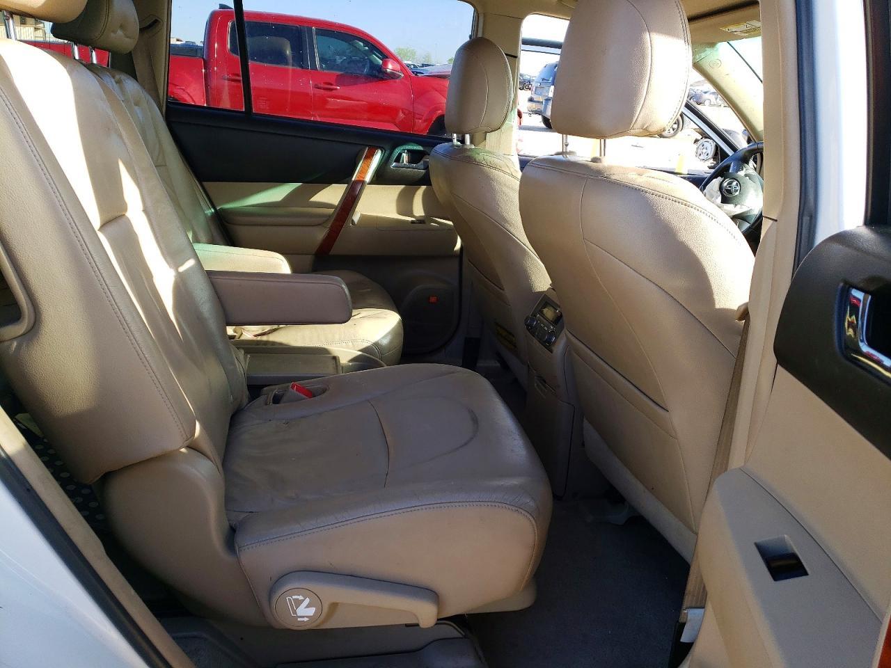 2009 TOYOTA HIGHLANDER