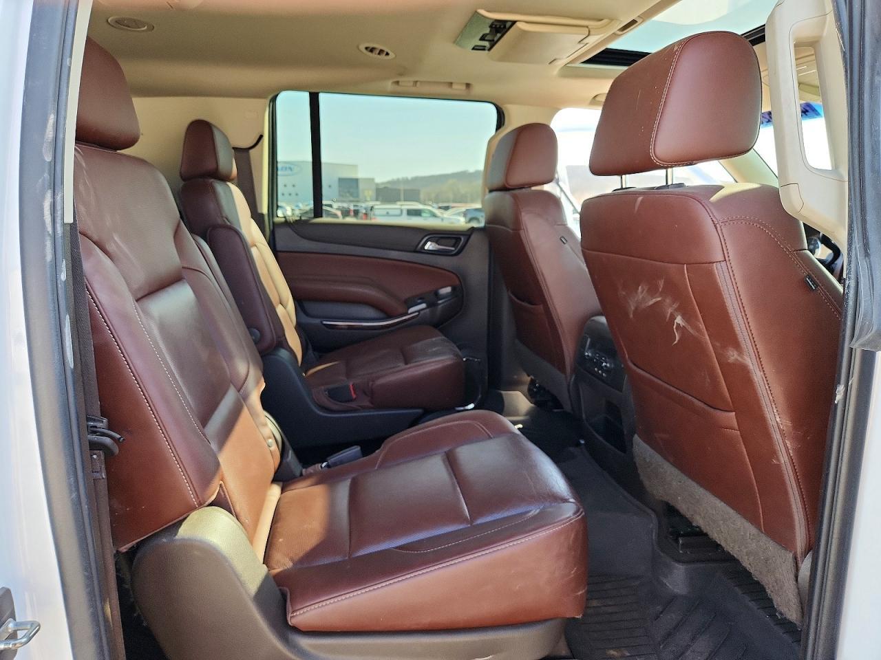 2019 CHEVROLET Suburban