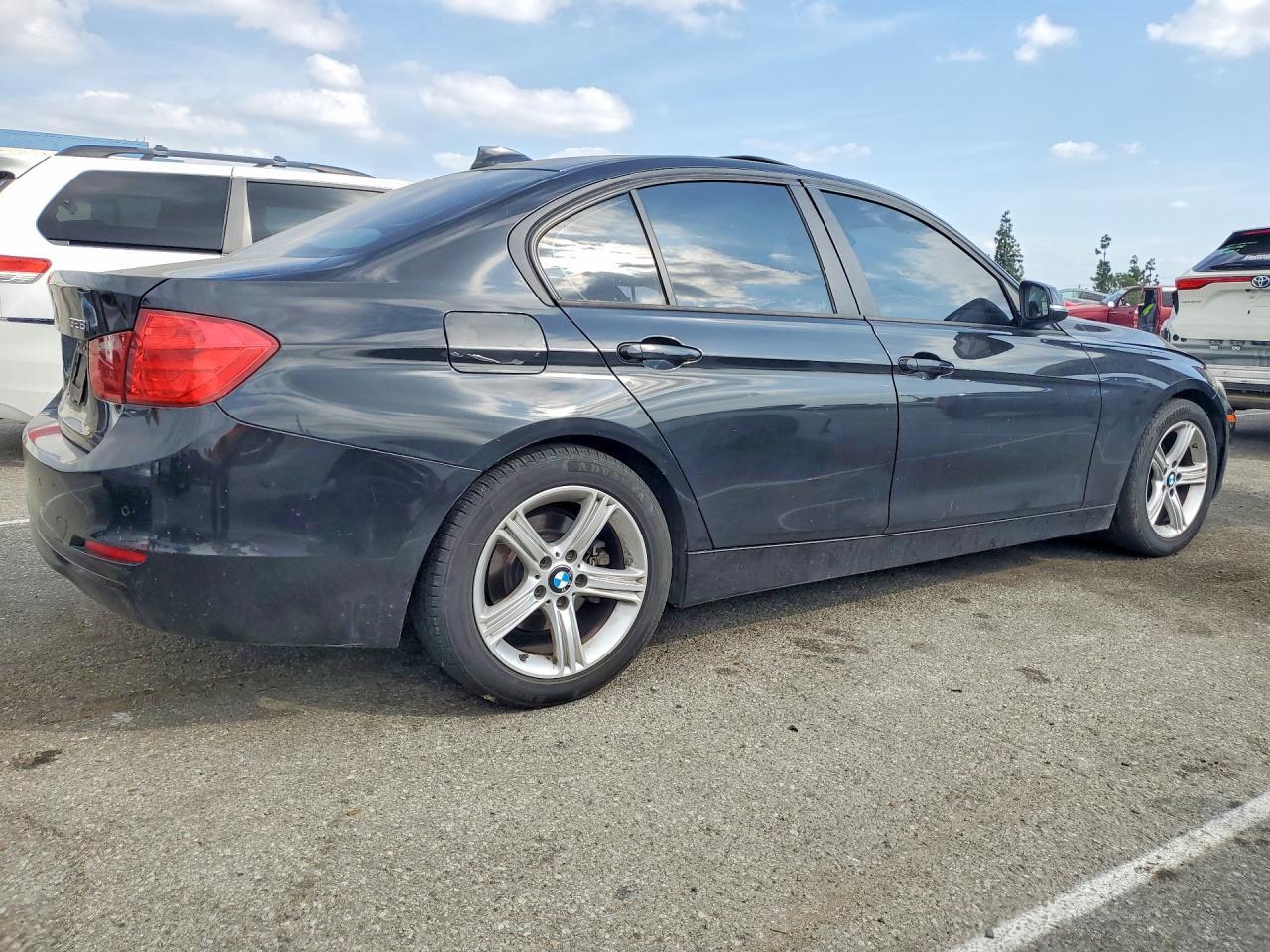 2013 BMW 3 SERIES