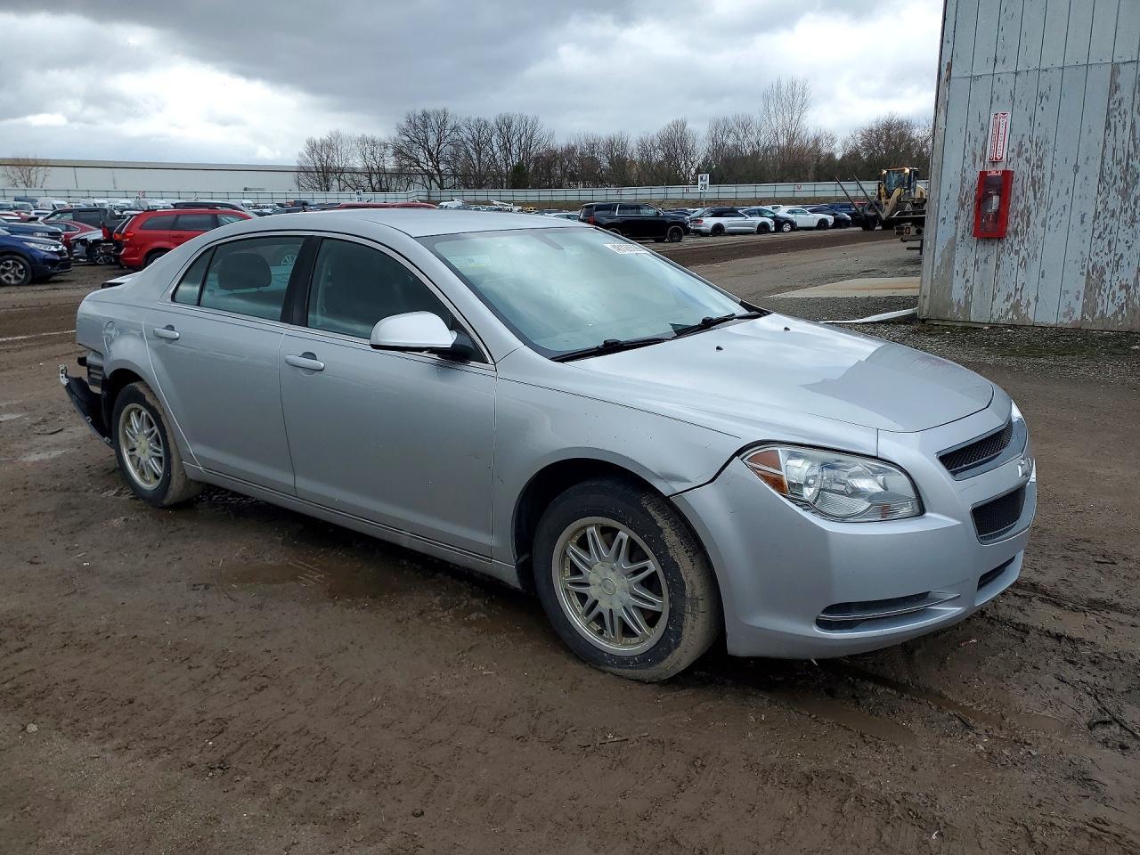 2011 CHEVROLET MALIBU